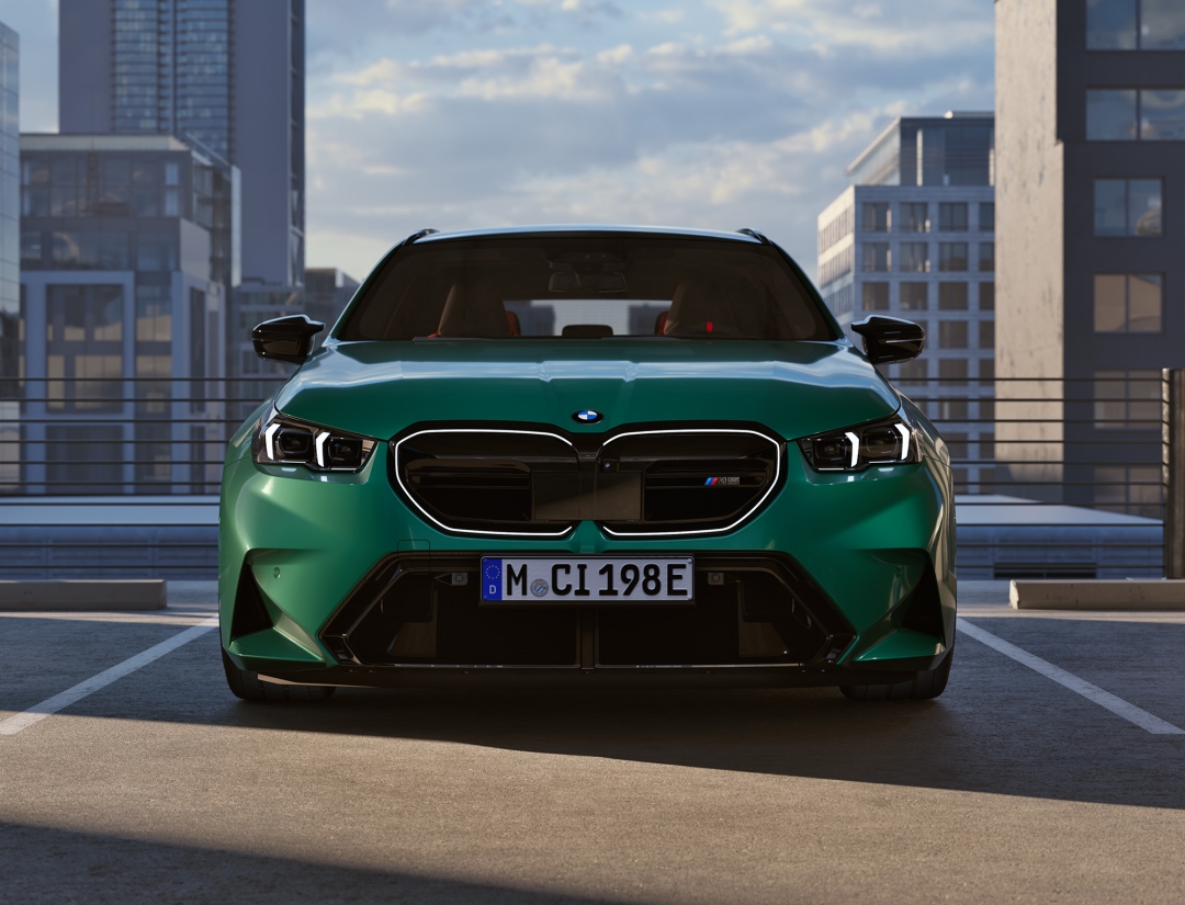 Тіпті қараңғыда да қайталанбас бейне.