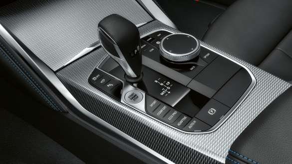 Спортивная АКПП Steptronic для максимально быстрой смены передач.
